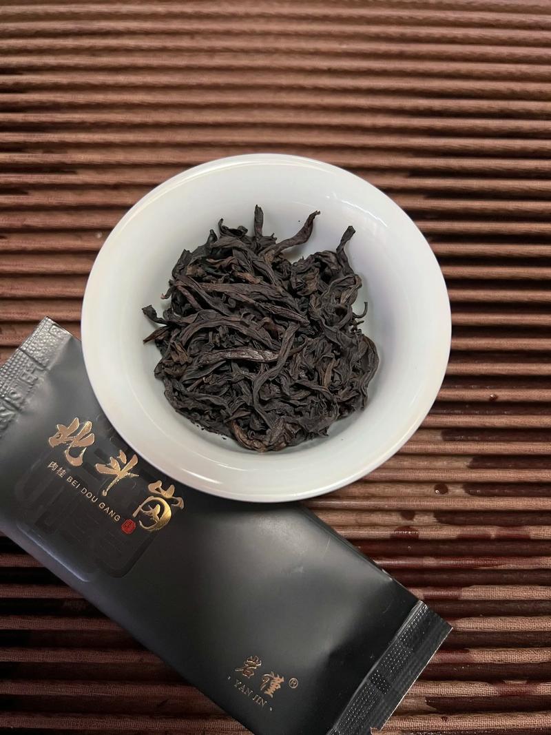 正山小种：传奇茶香背后的匠心独运